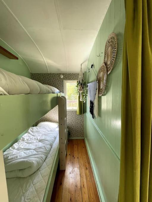 Fjordhytten. Rebuild Train Wagon From 1937. Apartment Odense Bagian luar foto