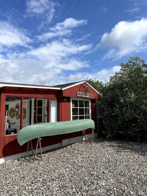 Fjordhytten. Rebuild Train Wagon From 1937. Apartment Odense Bagian luar foto