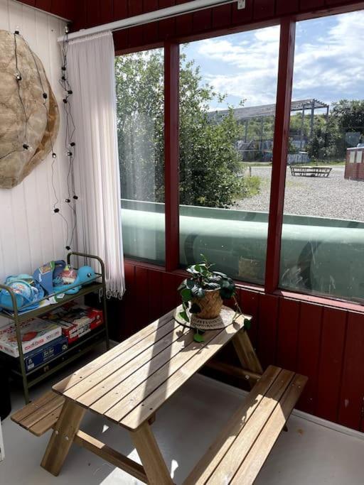 Fjordhytten. Rebuild Train Wagon From 1937. Apartment Odense Bagian luar foto